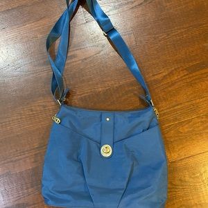 New without tag Baggallini bag. Blue.